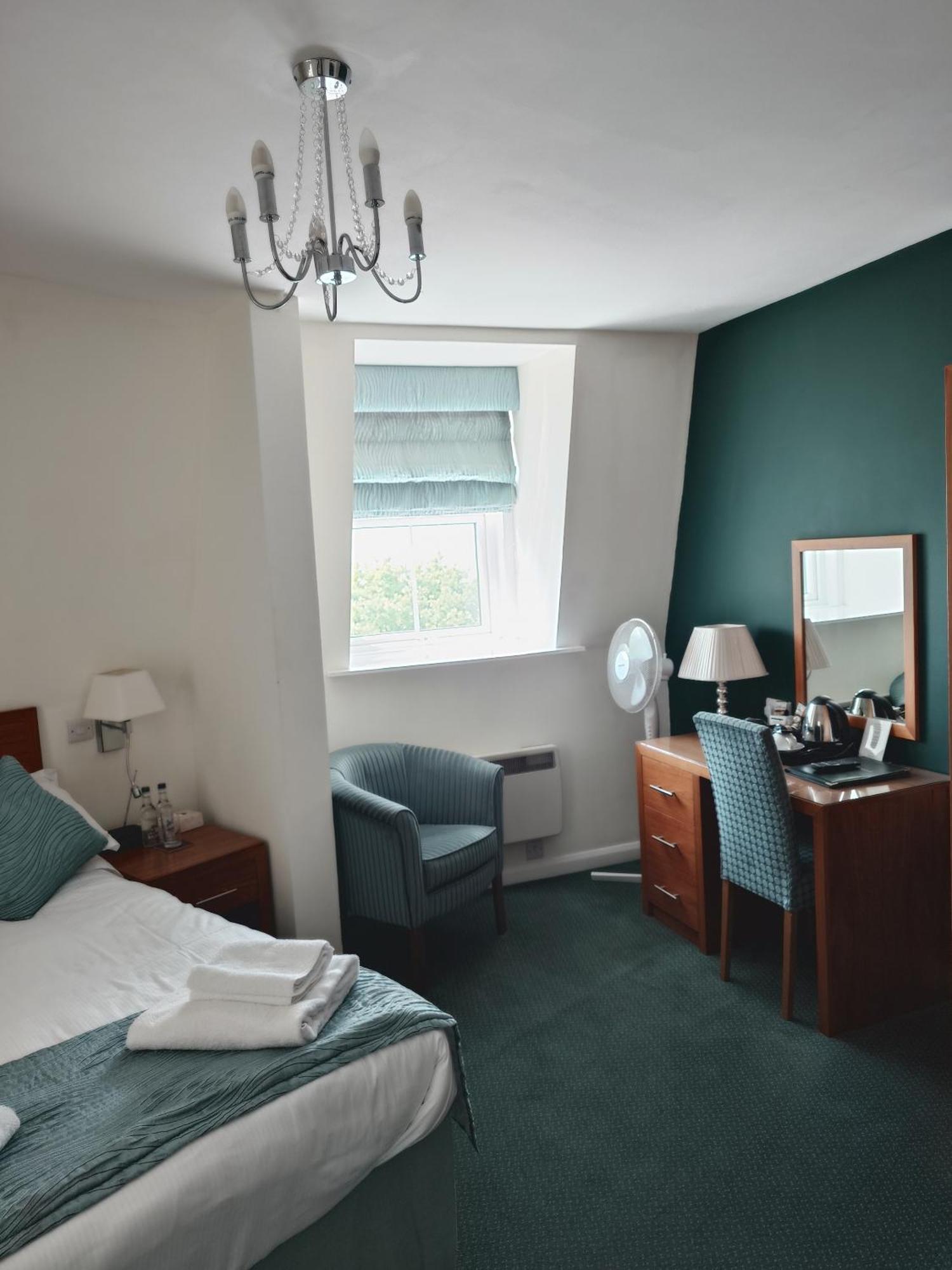 Bed and Breakfast The Woodvale Cowes  Esterno foto